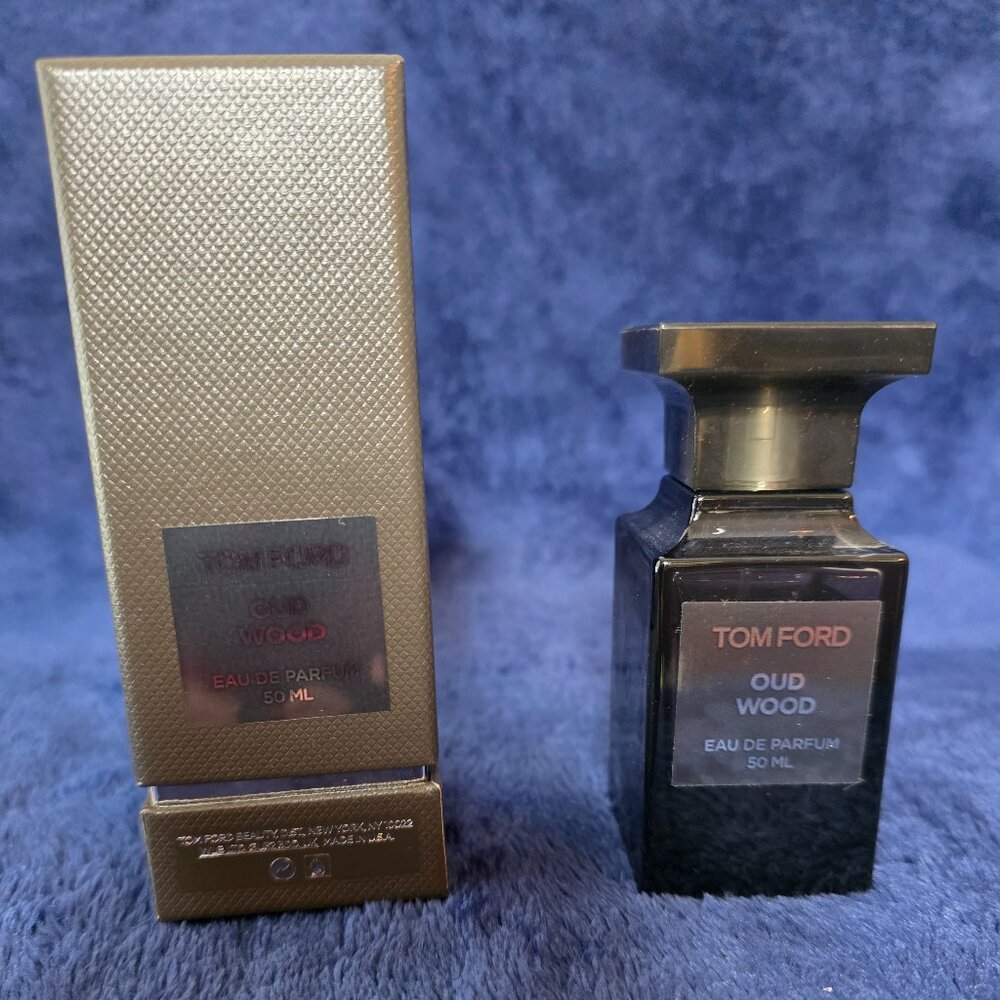 Tom Ford Oud Wood, 50 ml, In Full Presentation - Picture 1 of 4